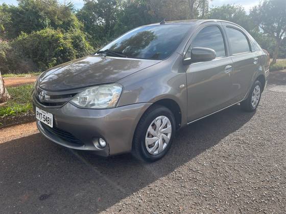 TOYOTA ETIOS 2017 1.5 XS SEDAN 16V FLEX 4P AUTOMATIC