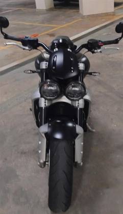 TRIUMPH ROCKET III R 