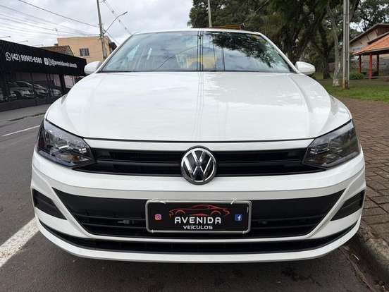 VOLKSWAGEN-POLO-2020