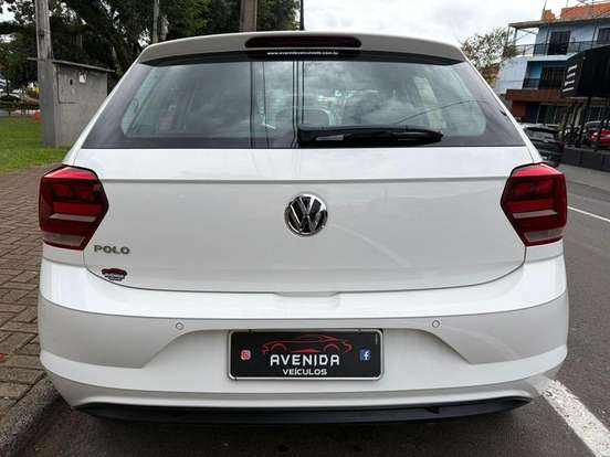 VOLKSWAGEN-POLO-1.0 MPI TOTAL FLEX MANUAL VOLKSWAGEN-POLO-2020