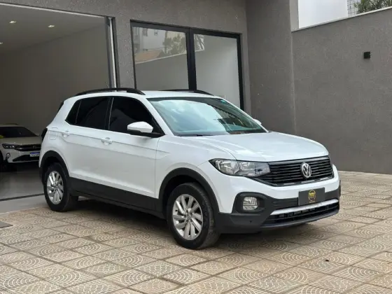 VOLKSWAGEN T-CROSS 1.0 200 TSI TOTAL FLEX AUTOMÁTICO VOLKSWAGEN T-CROSS 1.0 200 TSI TOTAL FLEX AUTOMÁTICO
