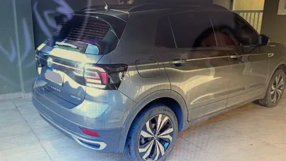 VOLKSWAGEN T-CROSS 1.0 200 TSI TOTAL FLEX COMFORTLINE AUTOMÁTICO VOLKSWAGEN T-CROSS 1.0 200 TSI TOTAL FLEX COMFORTLINE AUTOMÁTICO
