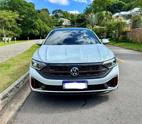 VOLKSWAGEN-JETTA-2024