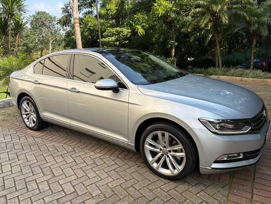 VOLKSWAGEN PASSAT 2.0 16V TSI BLUEMOTION GASOLINA HIGHLINE 4P DSG