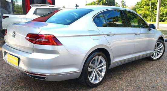 VOLKSWAGEN-PASSAT-2.0 16V TSI BLUEMOTION GASOLINA HIGHLINE 4P DSG VOLKSWAGEN-PASSAT-2017