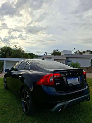 VOLVO-S60-3.0 T6 R-DESIGN AWD GASOLINA 4P AUTOMÁTICO VOLVO-S60-2014