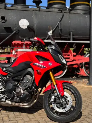 YAMAHA MT-09 TRACER YAMAHA MT-09 TRACER