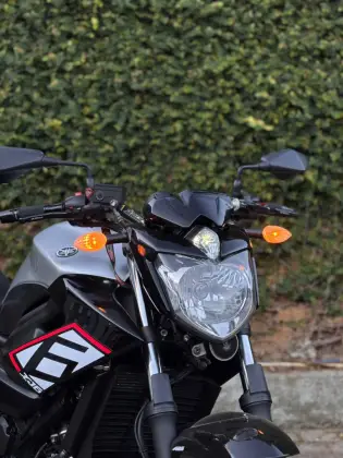 YAMAHA XJ6 N ABS YAMAHA XJ6 N ABS