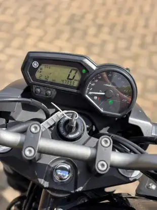 YAMAHA-XJ6 N YAMAHA-XJ6 N-2011