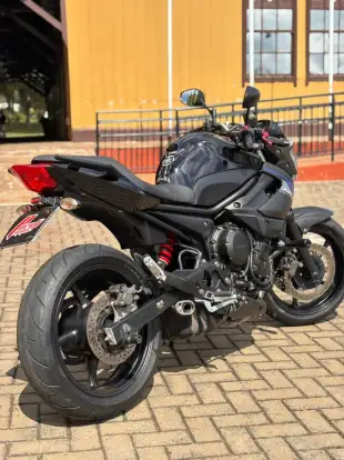 YAMAHA-XJ6 N-2011