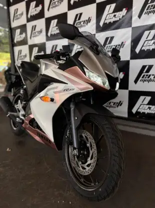 YAMAHA-YZF R15-2026