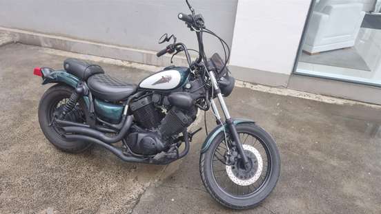 YAMAHA-VIRAGO XV 535-2000