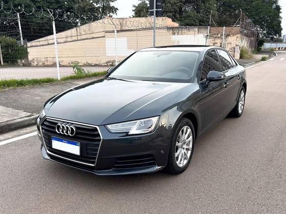 AUDI A4 2.0 TFSI ATTRACTION GASOLINA 4P S TRONIC