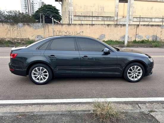 AUDI-A4-2.0 TFSI ATTRACTION GASOLINA 4P S TRONIC AUDI-A4-2018