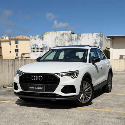 AUDI-Q3-2021