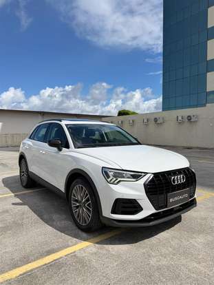 AUDI-Q3-2021