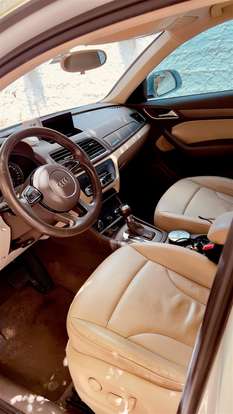 AUDI-Q3-2015