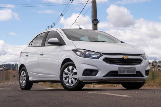 CHEVROLET ONIX 2019 1.0 MPFI LT 8V FLEX 4P MANUAL
