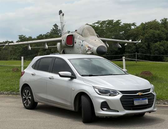 CHEVROLET-ONIX-2022
