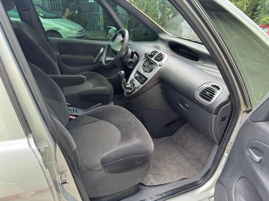 CITROËN-XSARA PICASSO-1.6 I GLX 16V FLEX 4P MANUAL CITROËN-XSARA PICASSO-2009