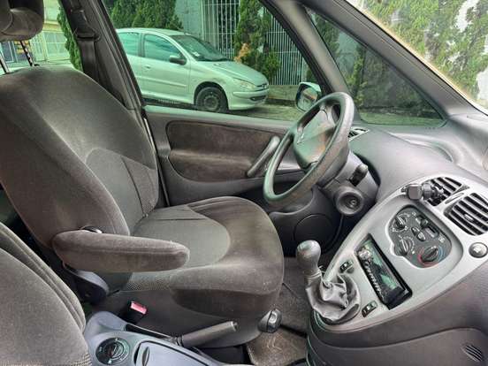 CITROËN-XSARA PICASSO-1.6 I GLX 16V FLEX 4P MANUAL CITROËN-XSARA PICASSO-2009