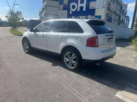 FORD-EDGE-2013