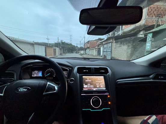 FORD-FUSION-2014