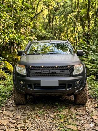 FORD RANGER 3.2 LIMITED 4X4 CD 20V DIESEL 4P AUTOMÁTICO