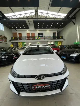 HYUNDAI HB20S 1.0 12V FLEX LIMITED MANUAL HYUNDAI HB20S 1.0 12V FLEX LIMITED MANUAL