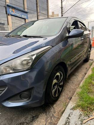 HYUNDAI HB20 1.0 COMFORT PLUS 12V FLEX 4P MANUAL