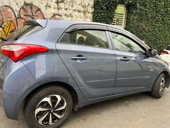 HYUNDAI-HB20-1.0 COMFORT PLUS 12V FLEX 4P MANUAL HYUNDAI-HB20-2015