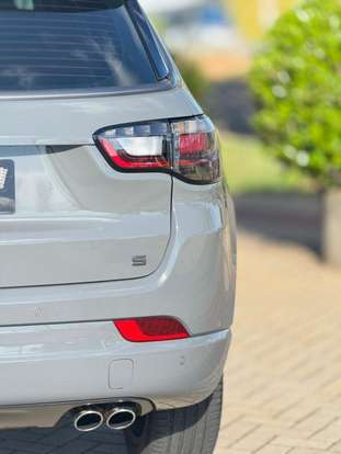 JEEP-COMPASS-2023