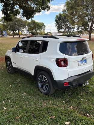 JEEP-RENEGADE-2021