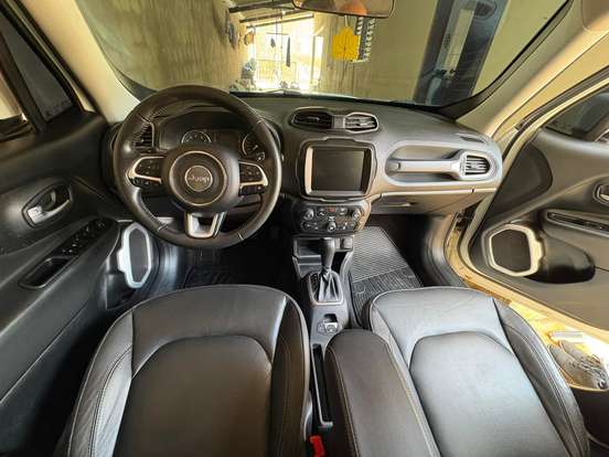 JEEP-RENEGADE-2021