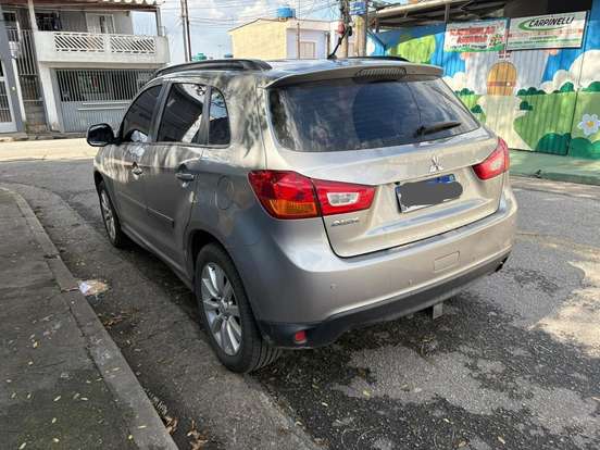 MITSUBISHI-ASX-2013