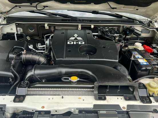 MITSUBISHI-PAJERO FULL-3.2 HPE 4X4 16V TURBO INTERCOOLER DIESEL 4P AUTOMÁTICO MITSUBISHI-PAJERO FULL-2015