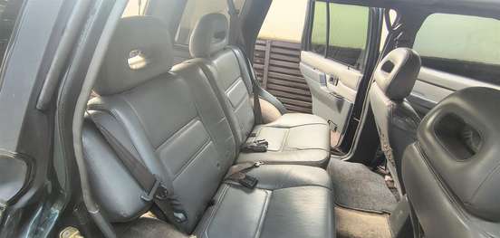 NISSAN-PATHFINDER-1993