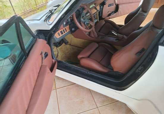 PORSCHE-911-1993