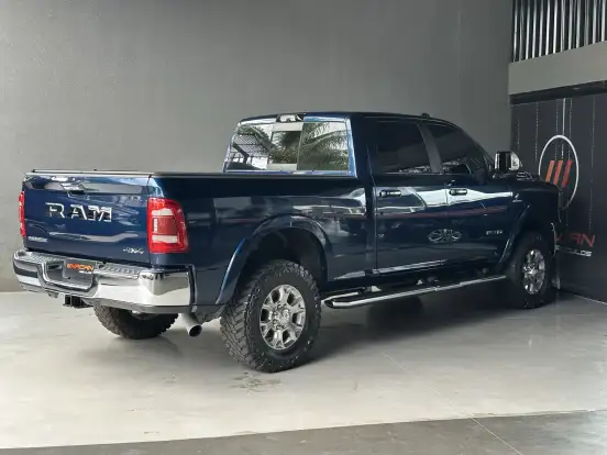 RAM-3500-6.7 I6 TURBO DIESEL LARAMIE CD 4X4 AUTOMÁTICO RAM-3500-2022