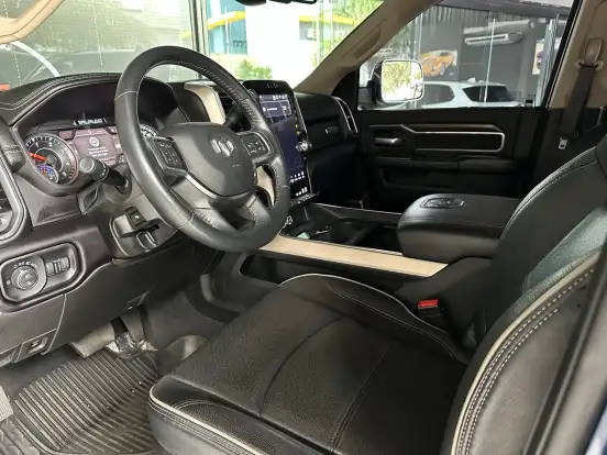 RAM-3500-6.7 I6 TURBO DIESEL LARAMIE CD 4X4 AUTOMÁTICO RAM-3500-2022