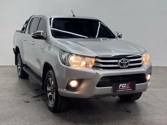 TOYOTA HILUX 2.7 SRV 4X4 CD 16V FLEX 4P AUTOMÁTICO TOYOTA HILUX 2.7 SRV 4X4 CD 16V FLEX 4P AUTOMÁTICO