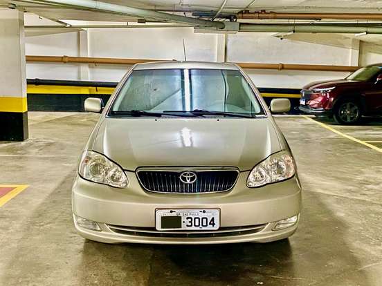 TOYOTA-COROLLA-2004