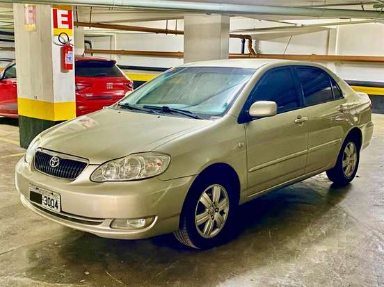 TOYOTA-COROLLA-2004