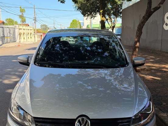 VOLKSWAGEN-FOX-1.6 MSI TOTAL FLEX CONNECT 4P MANUAL VOLKSWAGEN-FOX-2018