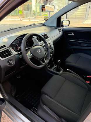 VOLKSWAGEN-FOX-2018