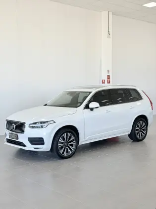 VOLVO XC90 2.0 D5 DIESEL MOMENTUM AWD GEARTRONIC