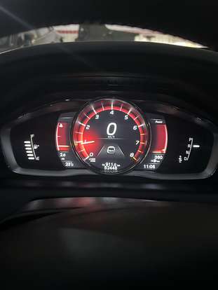 VOLVO-XC60-2017