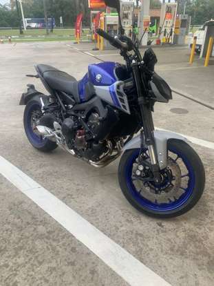 YAMAHA-MT-09-2022
