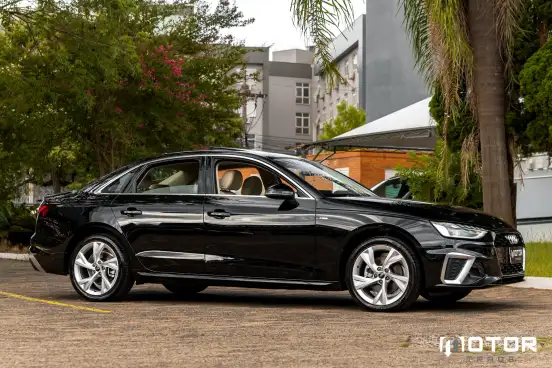 AUDI-A4-2.0 TFSI GASOLINA PRESTIGE PLUS S TRONIC AUDI-A4-2021