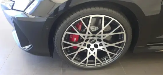 AUDI-RS3-2025